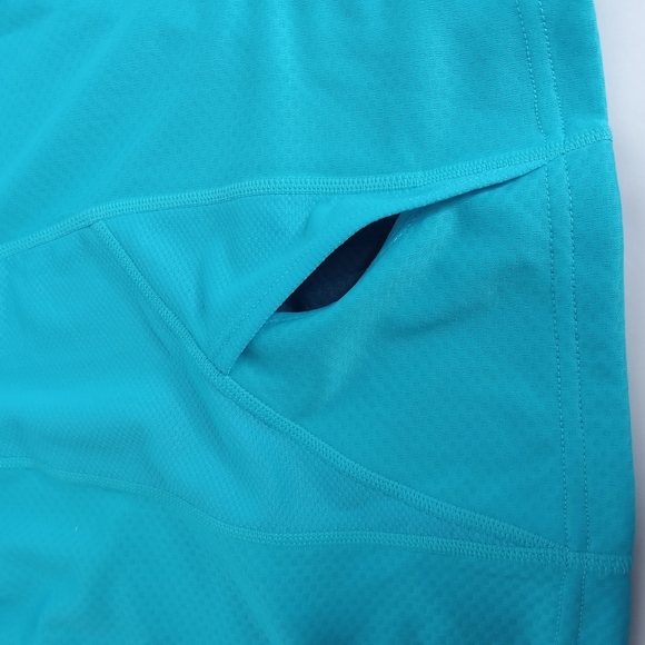 Mizuno Blue and Teal Athletic Shirt WOMEN'S SIZE MED. NWT - Picture 9 of 16